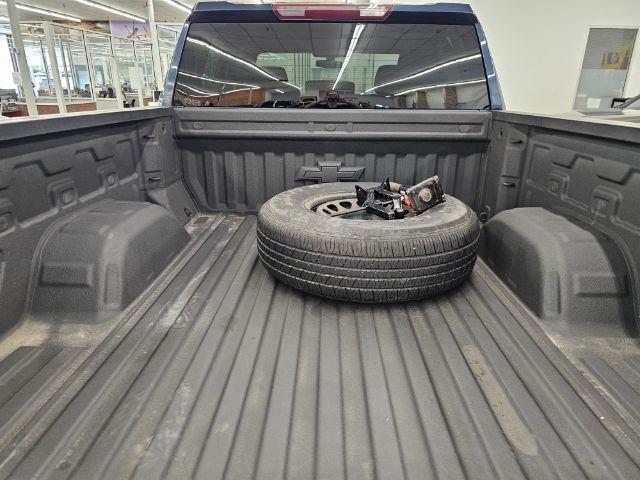 Chevrolet Silverado 1500 4WD Crew Cab 147" RST 2021