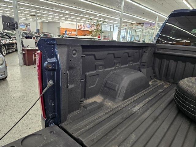 Chevrolet Silverado 1500 4WD Crew Cab 147" RST 2021