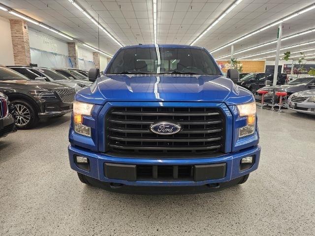 Ford F-150 4WD SuperCrew 145" Lariat 2016