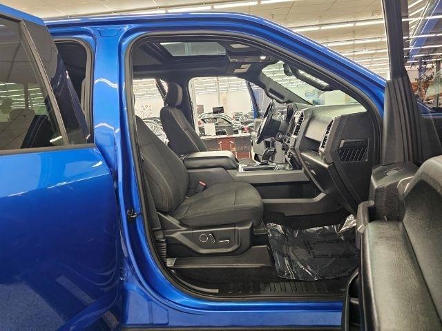Ford F-150 4WD SuperCrew 145" Lariat 2016
