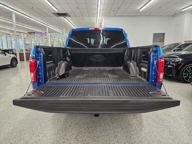 Ford F-150 4WD SuperCrew 145" Lariat 2016