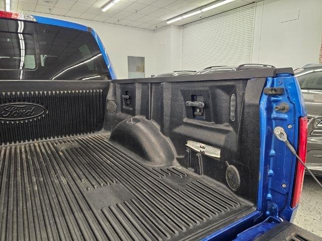 Ford F-150 4WD SuperCrew 145" Lariat 2016