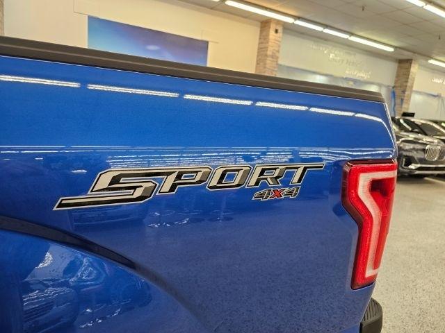 Ford F-150 4WD SuperCrew 145" Lariat 2016