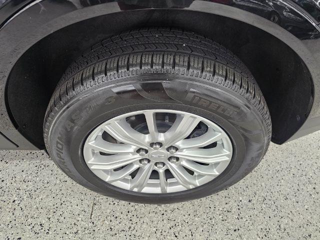 Cadillac XT5 FWD 4dr 2017