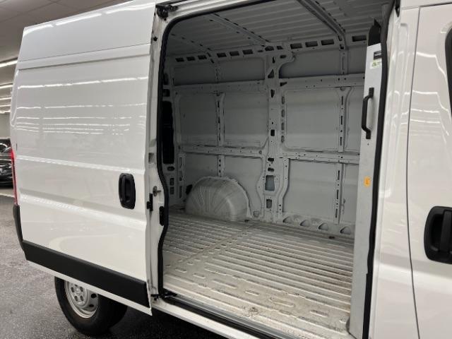 RAM ProMaster Cargo Van 2500 High Roof 136" WB 2023