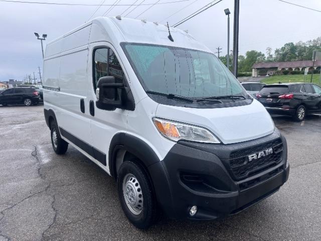 RAM ProMaster Cargo Van Tradesman 2500 High Roof 136" WB w/Pass Seat 2025