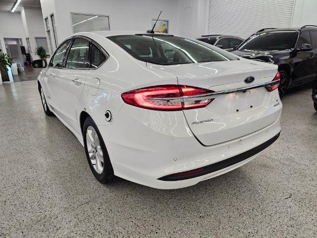 Ford Fusion Hybrid SE FWD 2018