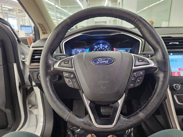 Ford Fusion Hybrid SE FWD 2018