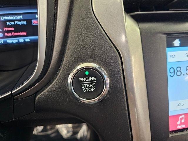 Ford Fusion Hybrid SE FWD 2018