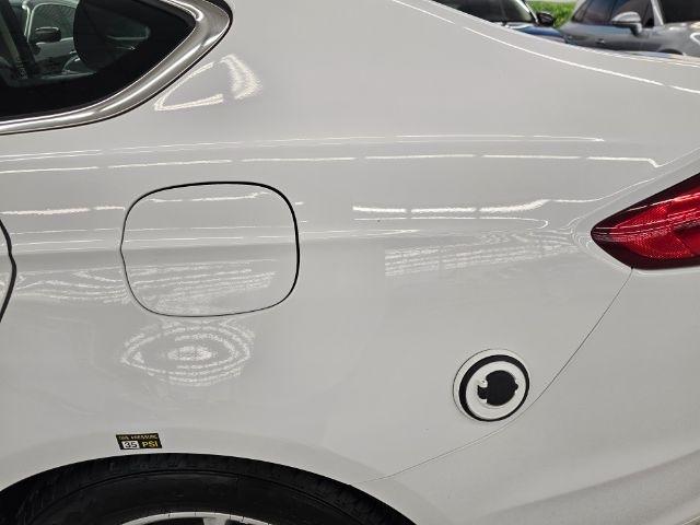 Ford Fusion Hybrid SE FWD 2018