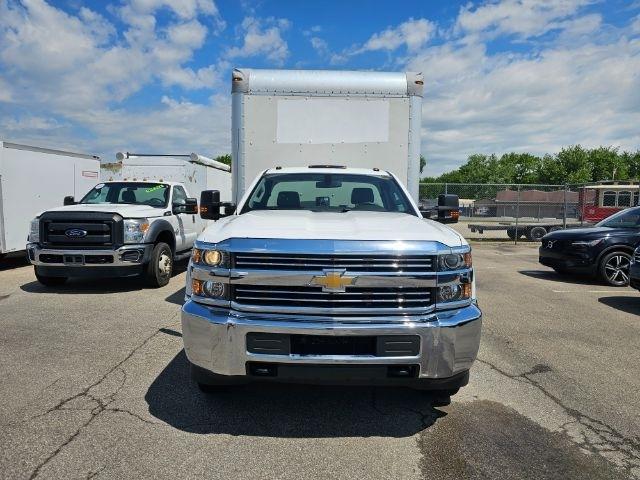 Chevrolet Silverado 3500HD 2WD Reg Cab 137.5" WB, 59.06" CA WT 2018