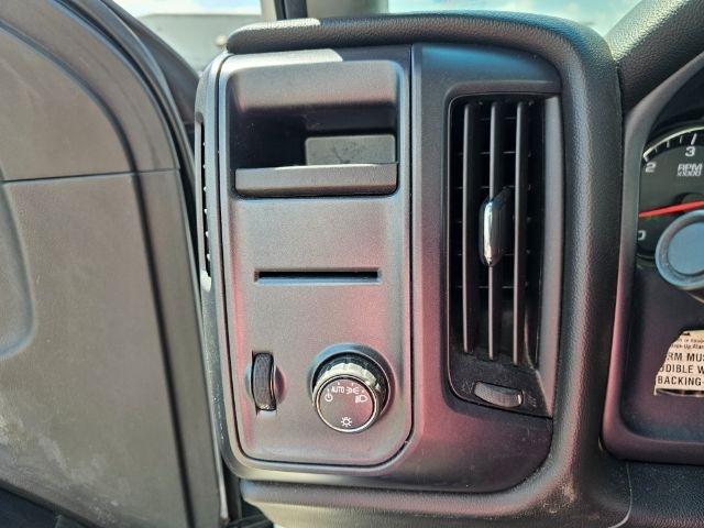 Chevrolet Silverado 3500HD 2WD Reg Cab 137.5" WB, 59.06" CA WT 2018