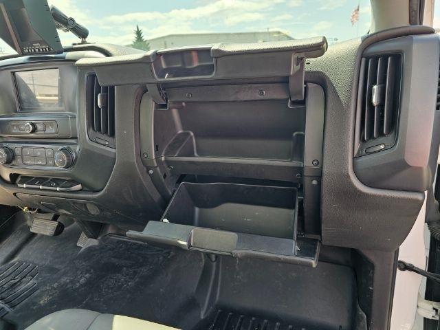 Chevrolet Silverado 3500HD 2WD Reg Cab 137.5" WB, 59.06" CA WT 2018