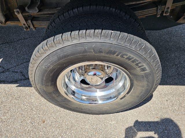 Chevrolet Silverado 3500HD 2WD Reg Cab 137.5" WB, 59.06" CA WT 2018