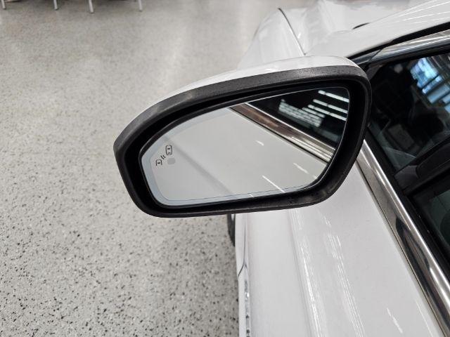 Ford Fusion Hybrid SE FWD 2019