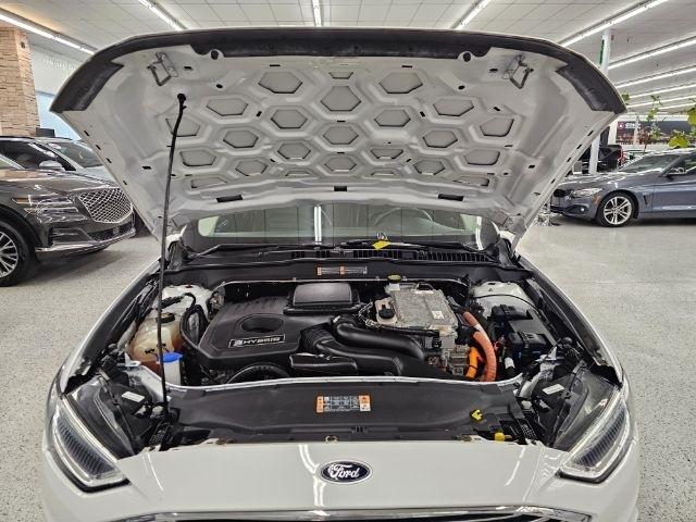 Ford Fusion Hybrid SE FWD 2019