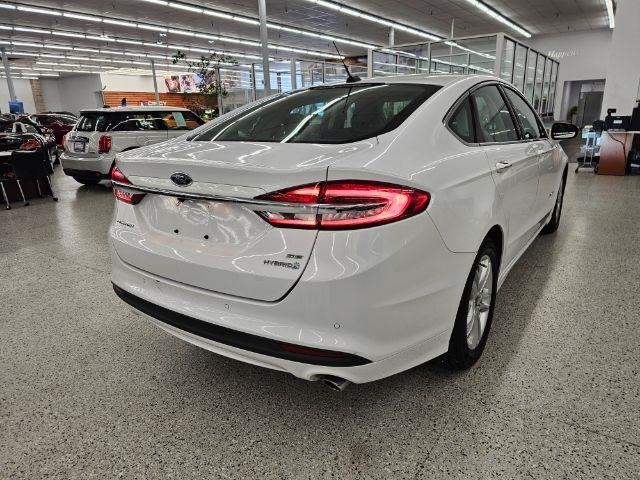 Ford Fusion Hybrid SE FWD 2019