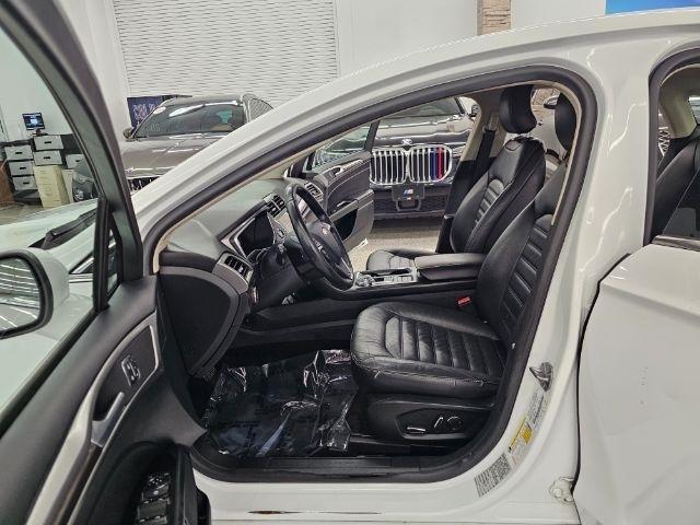 Ford Fusion Hybrid SE FWD 2019