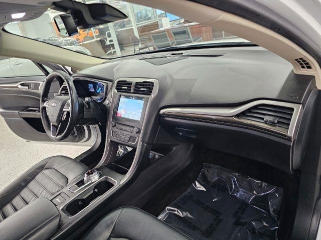 Ford Fusion Hybrid SE FWD 2018