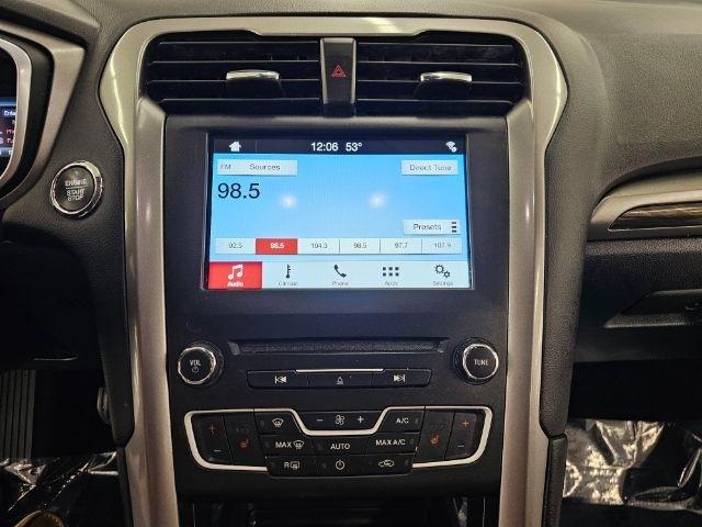 Ford Fusion Hybrid SE FWD 2018