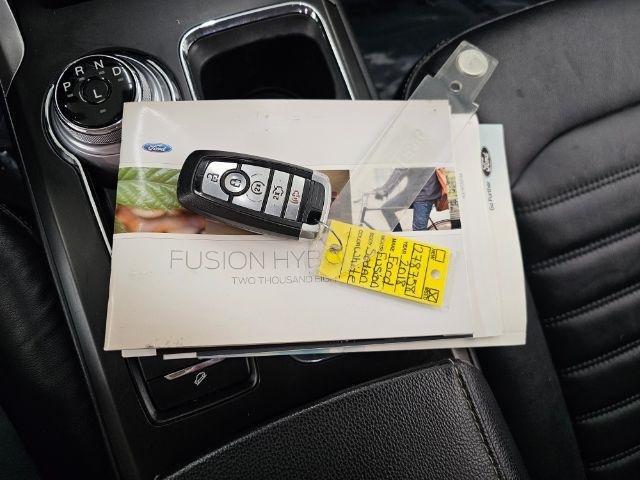 Ford Fusion Hybrid SE FWD 2018