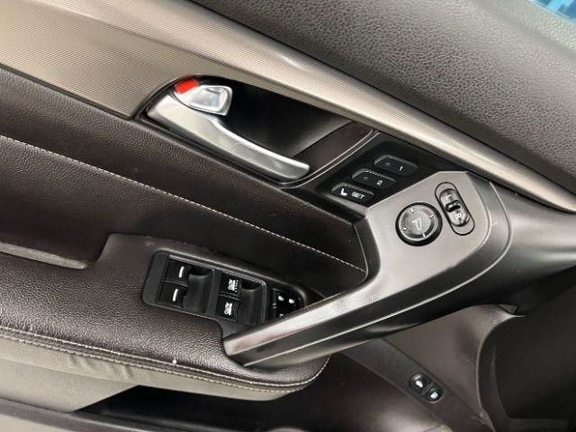 Acura TL 4dr Sdn Auto SH-AWD 2012