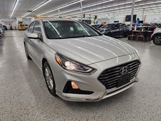 Hyundai Sonata SE 2.4L 2018