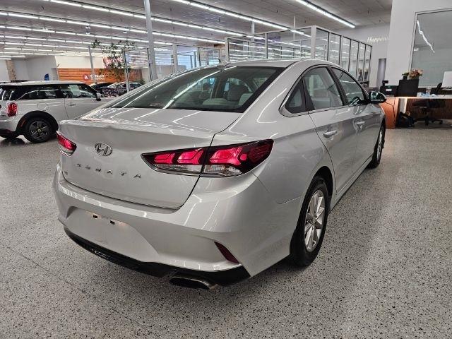 Hyundai Sonata SE 2.4L 2018