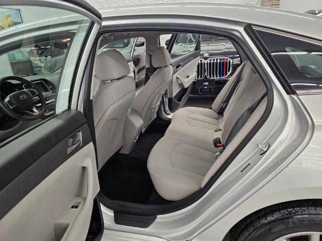 Hyundai Sonata SE 2.4L 2018