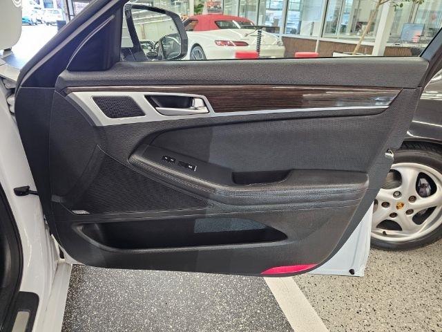 Genesis G80 3.8L AWD 2017