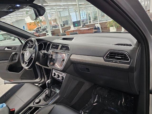 Volkswagen Tiguan 2.0T SE R-Line Black 4MOTION 2021