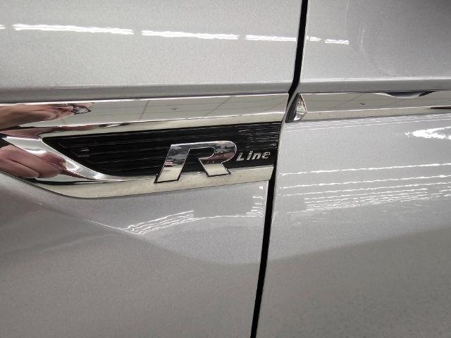 Volkswagen Tiguan 2.0T SE R-Line Black 4MOTION 2021