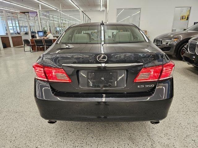 Lexus ES 350 4dr Sdn 2011