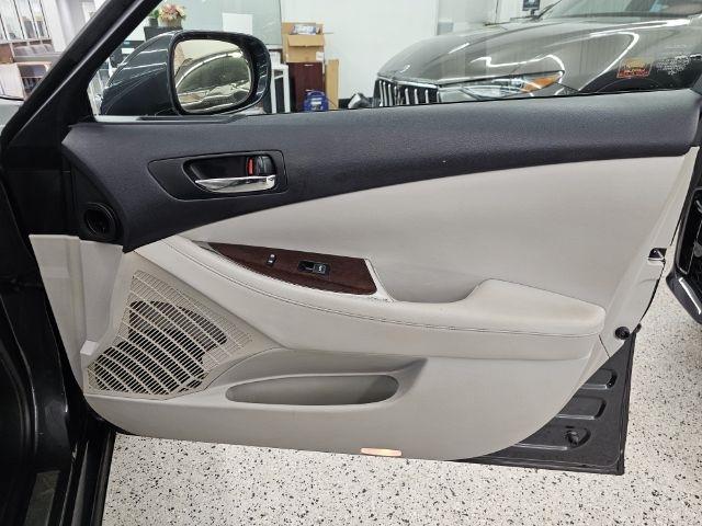 Lexus ES 350 4dr Sdn 2011