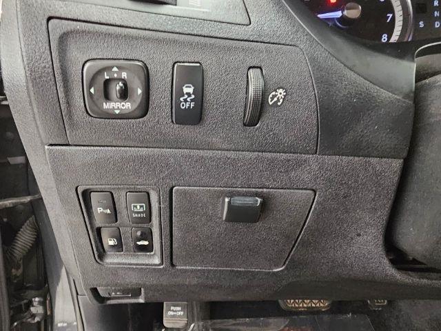 Lexus ES 350 4dr Sdn 2011