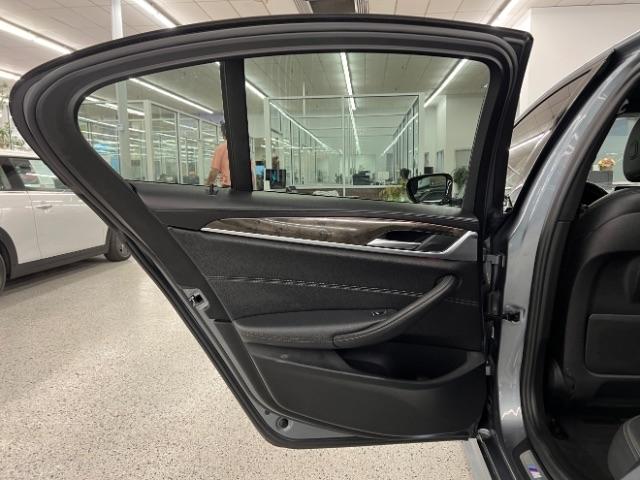 BMW 5 Series 530i xDrive Sedan 2018