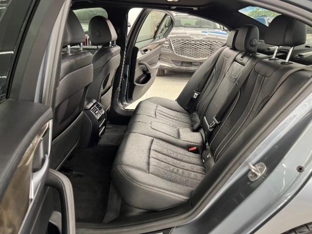 BMW 5 Series 530i xDrive Sedan 2018