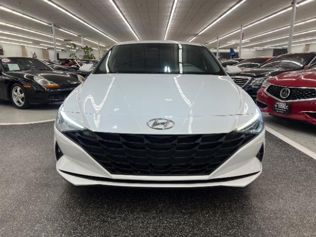 Hyundai Elantra SEL IVT 2021
