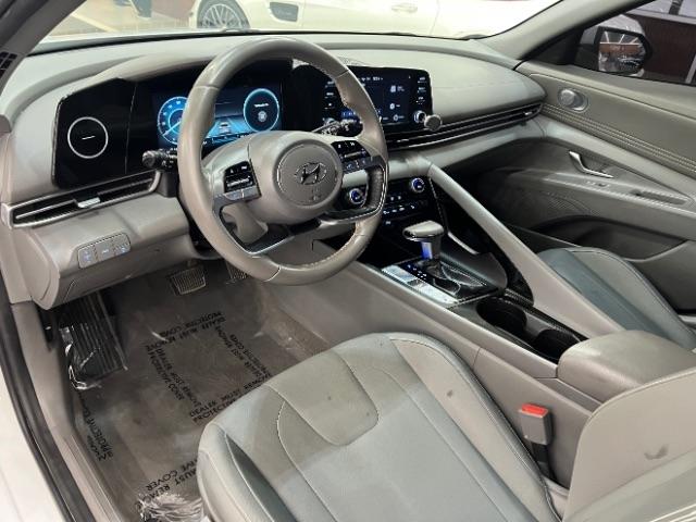 Hyundai Elantra SEL IVT 2021