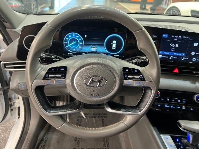 Hyundai Elantra SEL IVT 2021
