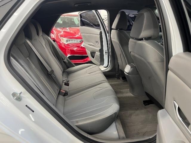 Hyundai Elantra SEL IVT 2021