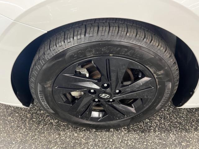 Hyundai Elantra SEL IVT 2021