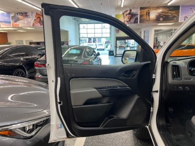 Chevrolet Colorado 4WD Ext Cab 128.3" Work Truck 2018