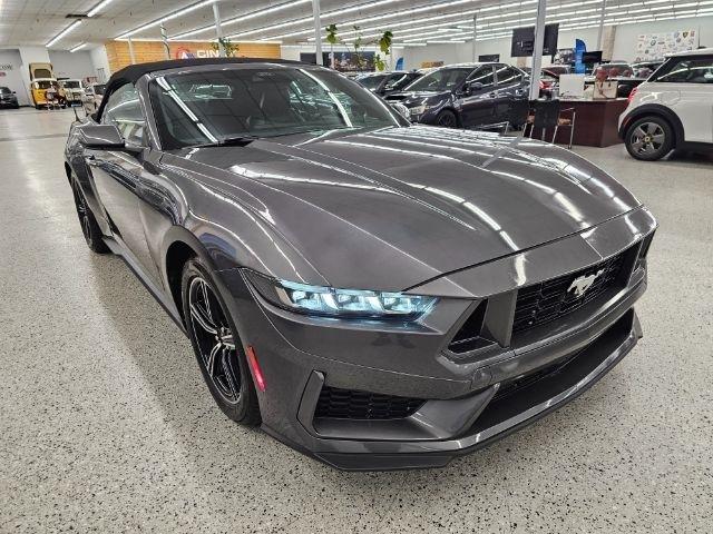 Ford Mustang EcoBoost Convertible 2025