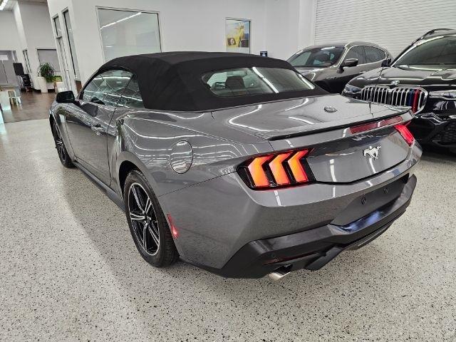 Ford Mustang EcoBoost Convertible 2025