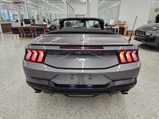 Ford Mustang EcoBoost Convertible 2025