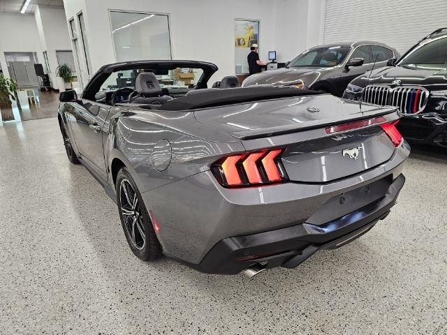 Ford Mustang EcoBoost Convertible 2025
