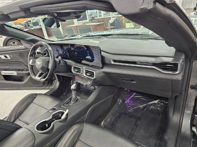 Ford Mustang EcoBoost Convertible 2025