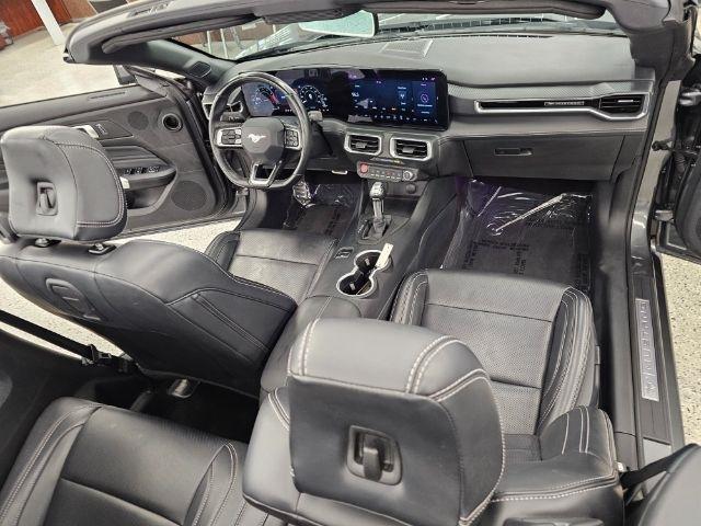 Ford Mustang EcoBoost Convertible 2025