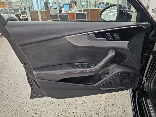 Audi A4 Sedan S line Premium Plus 45 TFSI quattro 2024